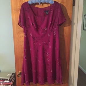 Feminine Floral Empire Waist Dress